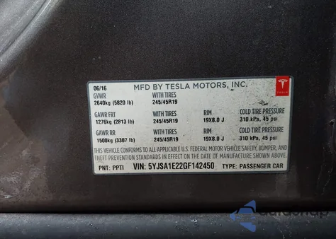 2016 Tesla Model S 60D/70D/75D/85D/90D z USA, uszkodzony, nr VIN 5YJSA1E22GF142450